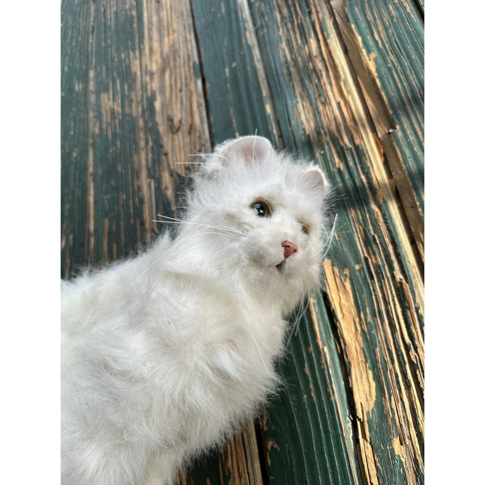 Hasbro FurReal Friends White Cat Plush 2006 Realistic Interactive Toy 66520